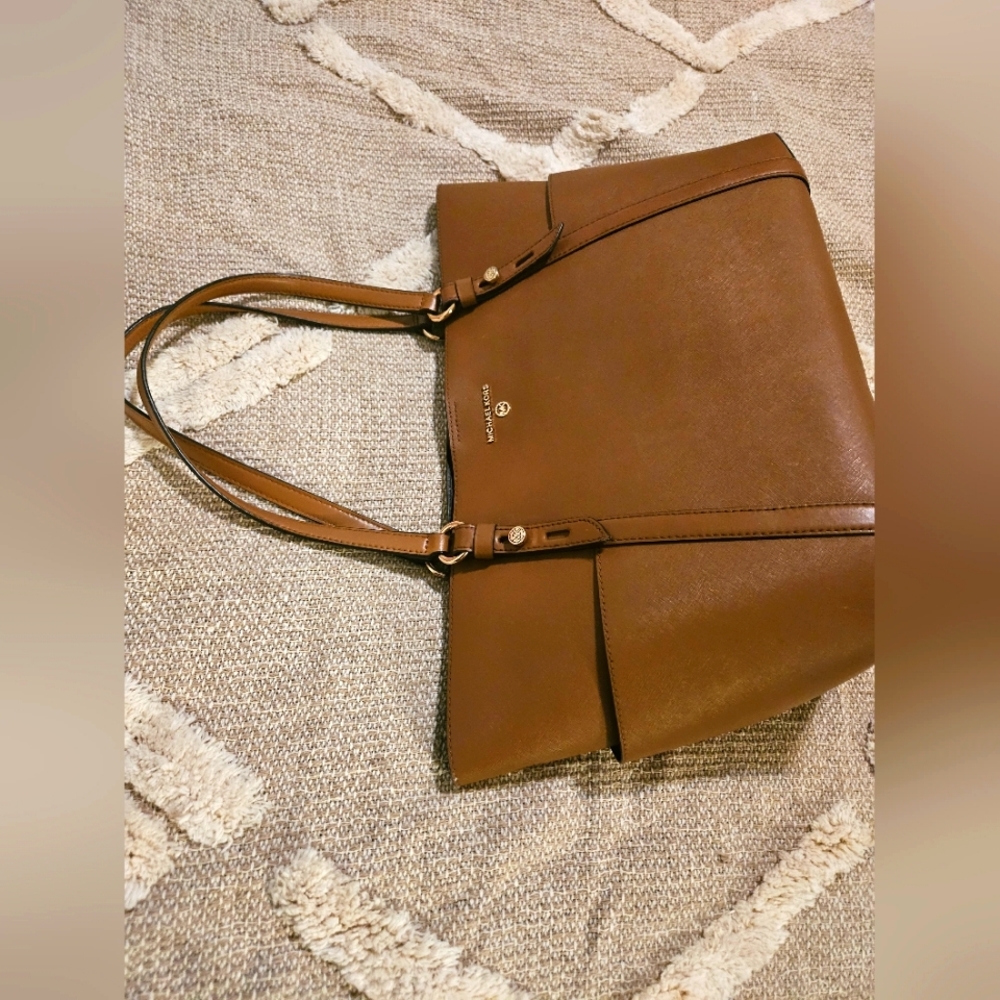 Michael Kors Large Saffiano Leather Tote Bag